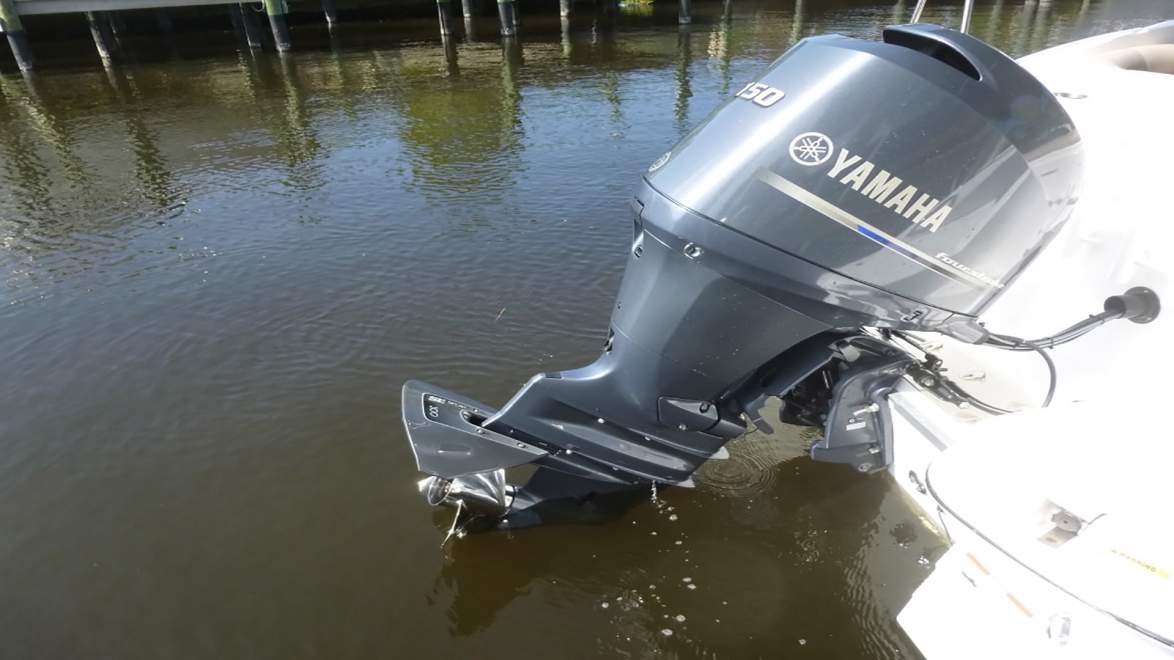 Hurricane Sundeck 2200 - Deckboot